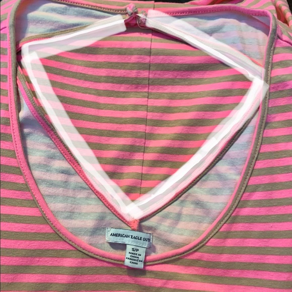 ❤️ American Eagle Outfitters Dress with Cut Out in back Size Small - Picture 2 of 2